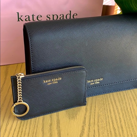 kate spade Handbags - 🎉HP🎉 kate spade crossbody w/card case wallet